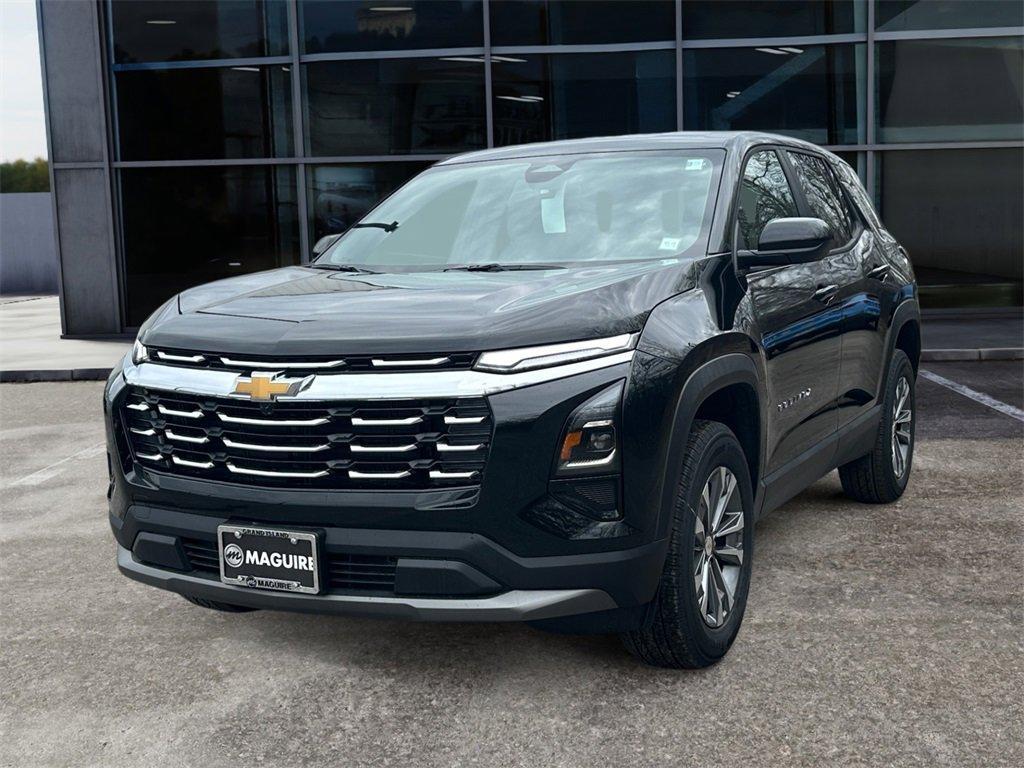 new 2025 Chevrolet Equinox car, priced at $30,245