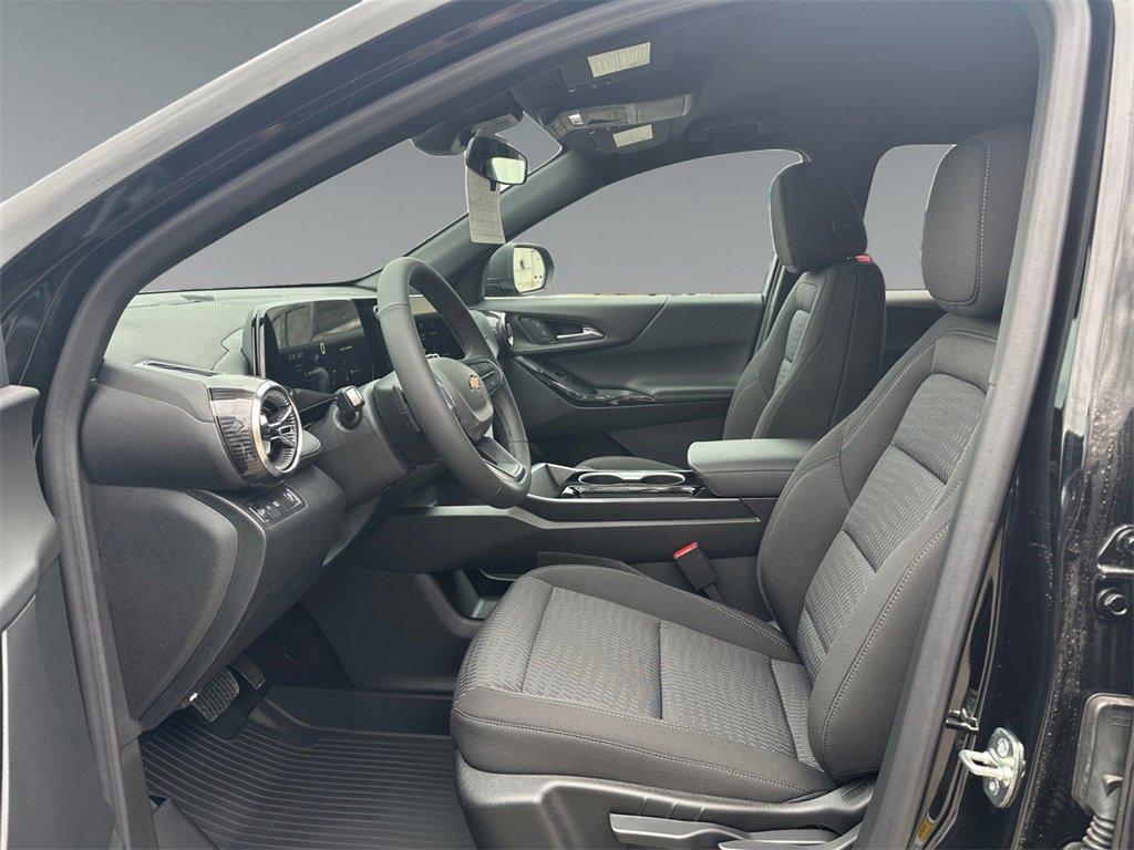 new 2025 Chevrolet Equinox car, priced at $30,245