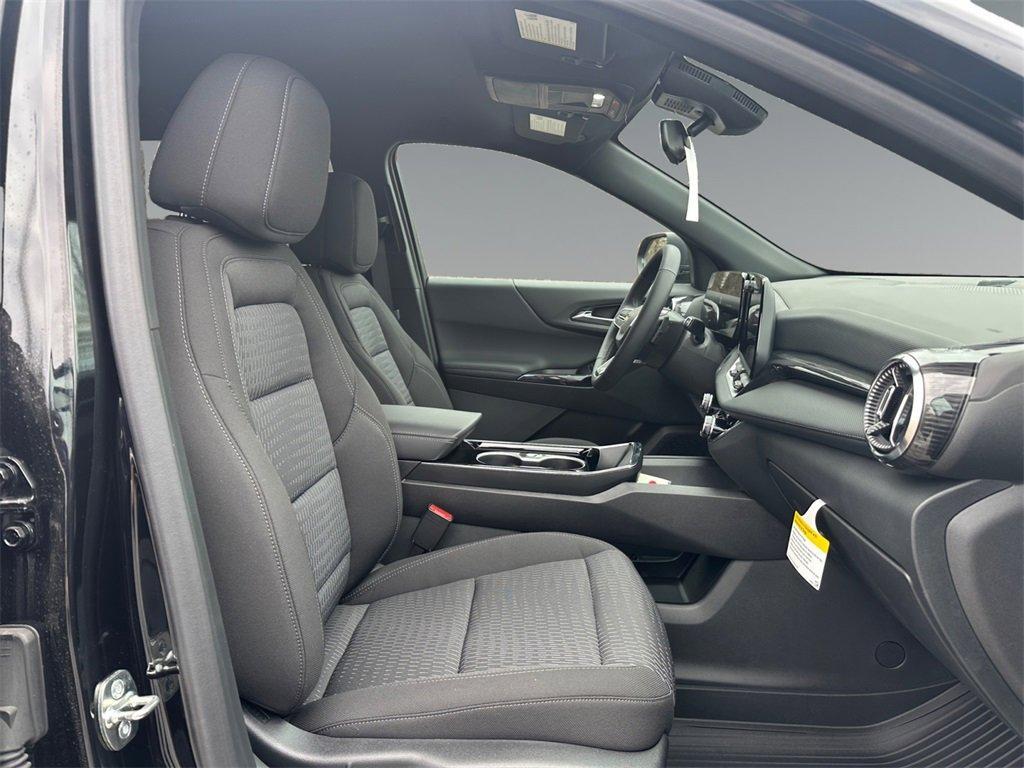new 2025 Chevrolet Equinox car, priced at $30,245