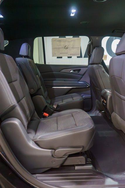 new 2025 Chevrolet Traverse car, priced at $44,945