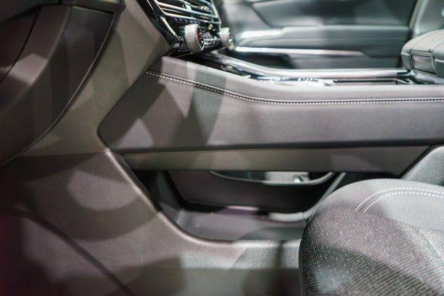 new 2025 Chevrolet Traverse car, priced at $44,945