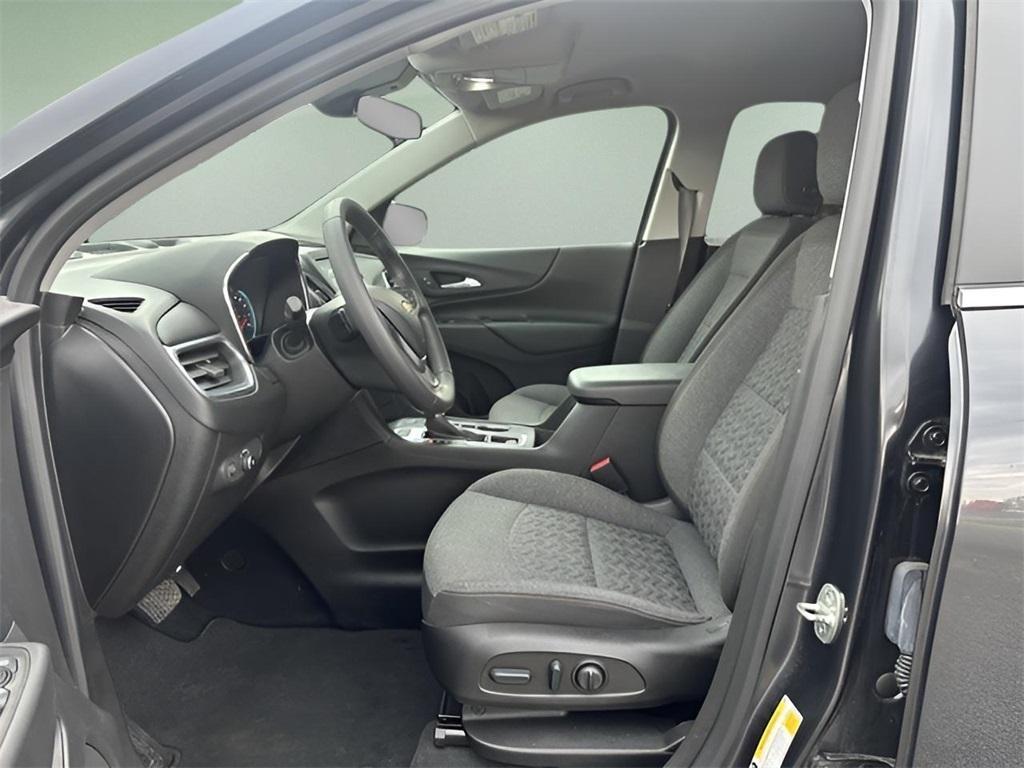 used 2022 Chevrolet Equinox car, priced at $20,999