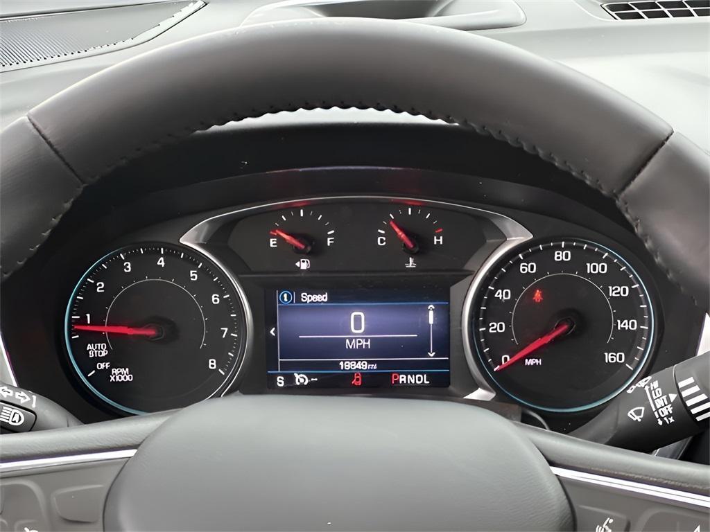 used 2022 Chevrolet Equinox car, priced at $20,999