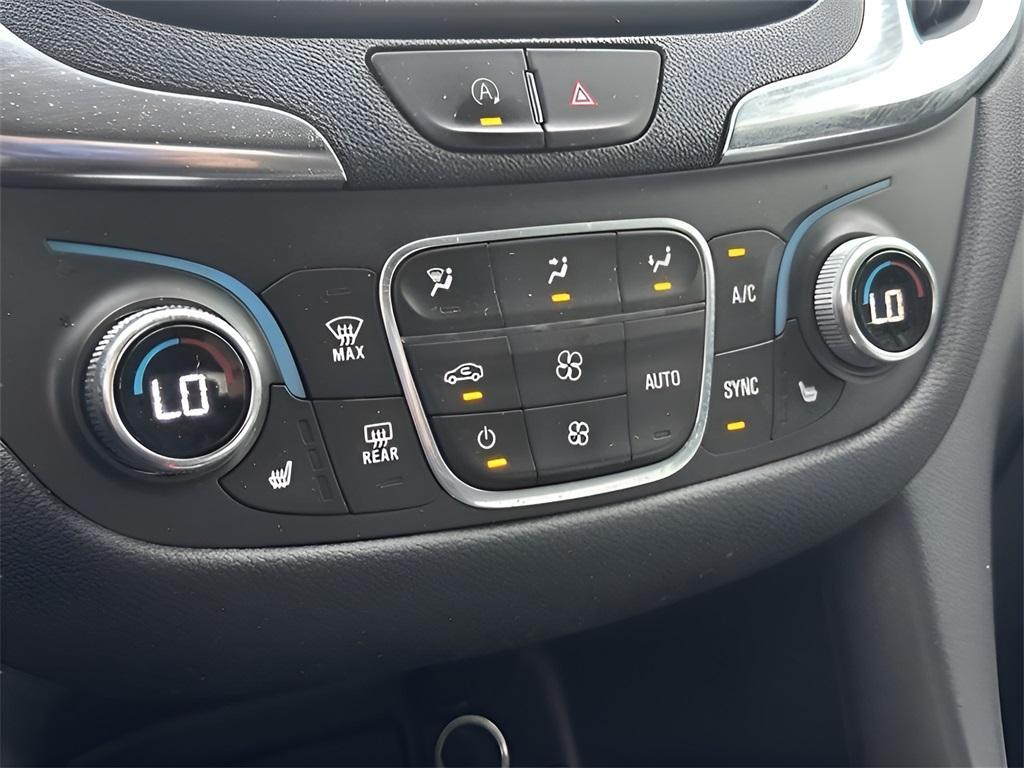 used 2022 Chevrolet Equinox car, priced at $20,999