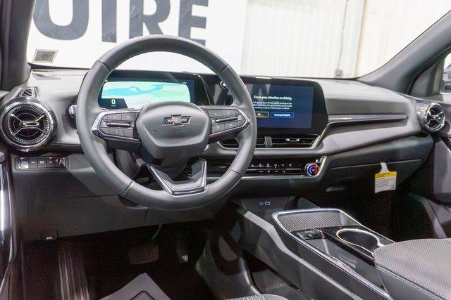 new 2025 Chevrolet Equinox car, priced at $33,040