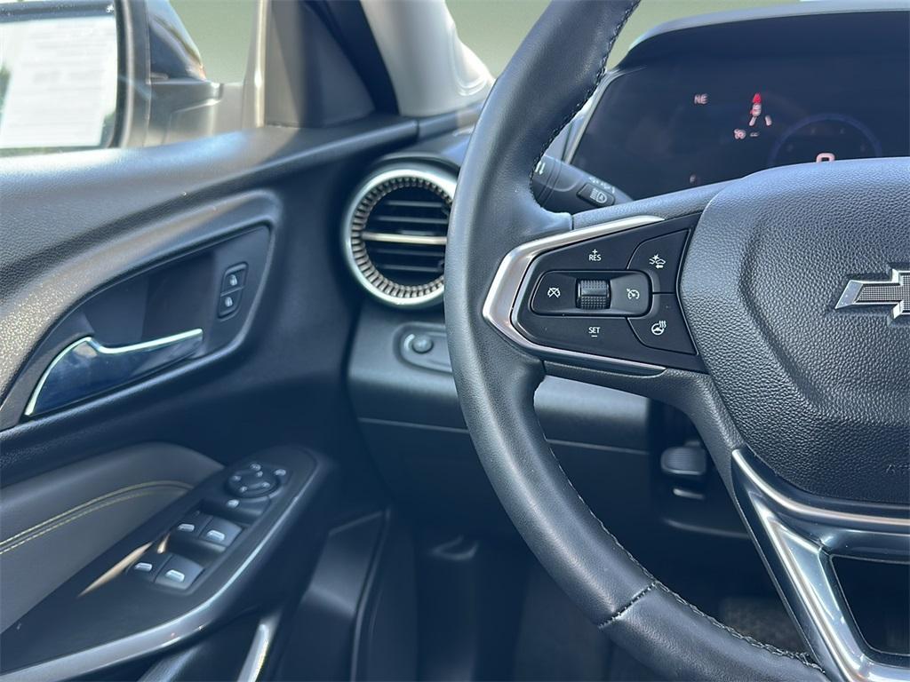 used 2024 Chevrolet Trax car, priced at $22,999