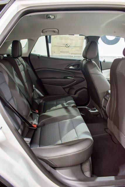 new 2025 Chevrolet Trax car, priced at $24,950