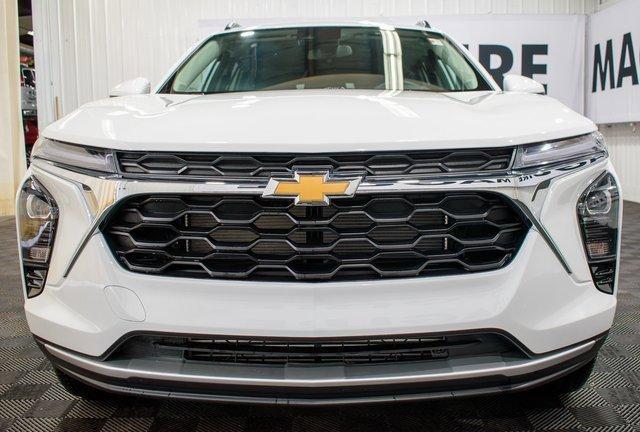 new 2025 Chevrolet Trax car, priced at $24,950