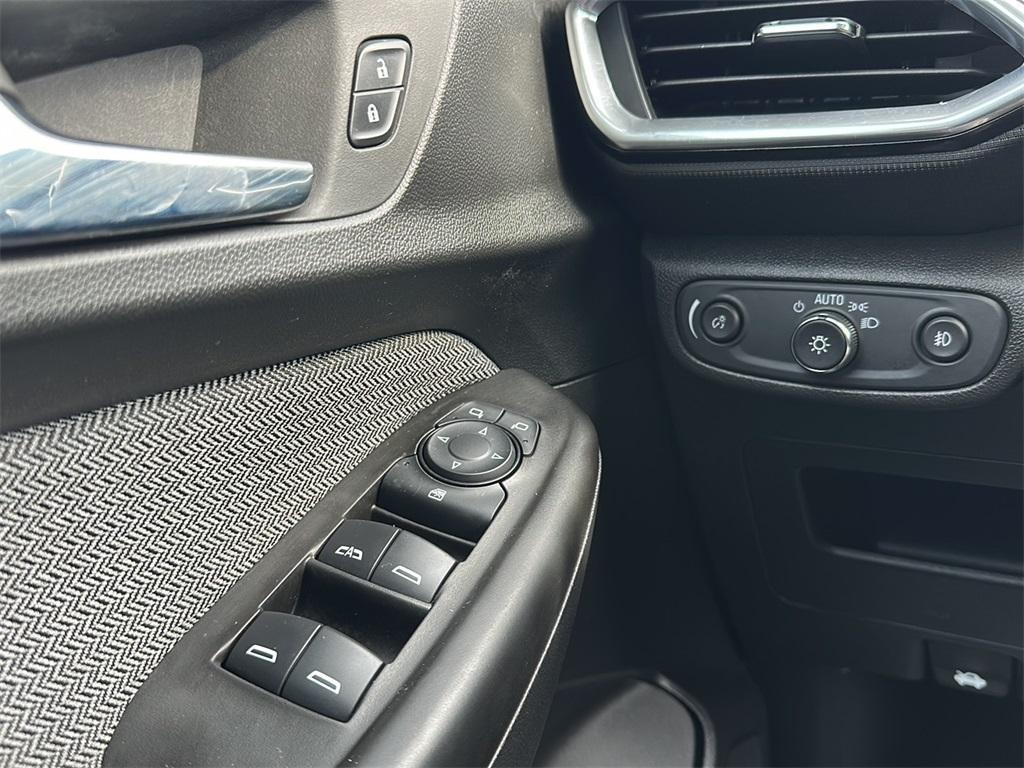 used 2023 Chevrolet TrailBlazer car, priced at $22,499