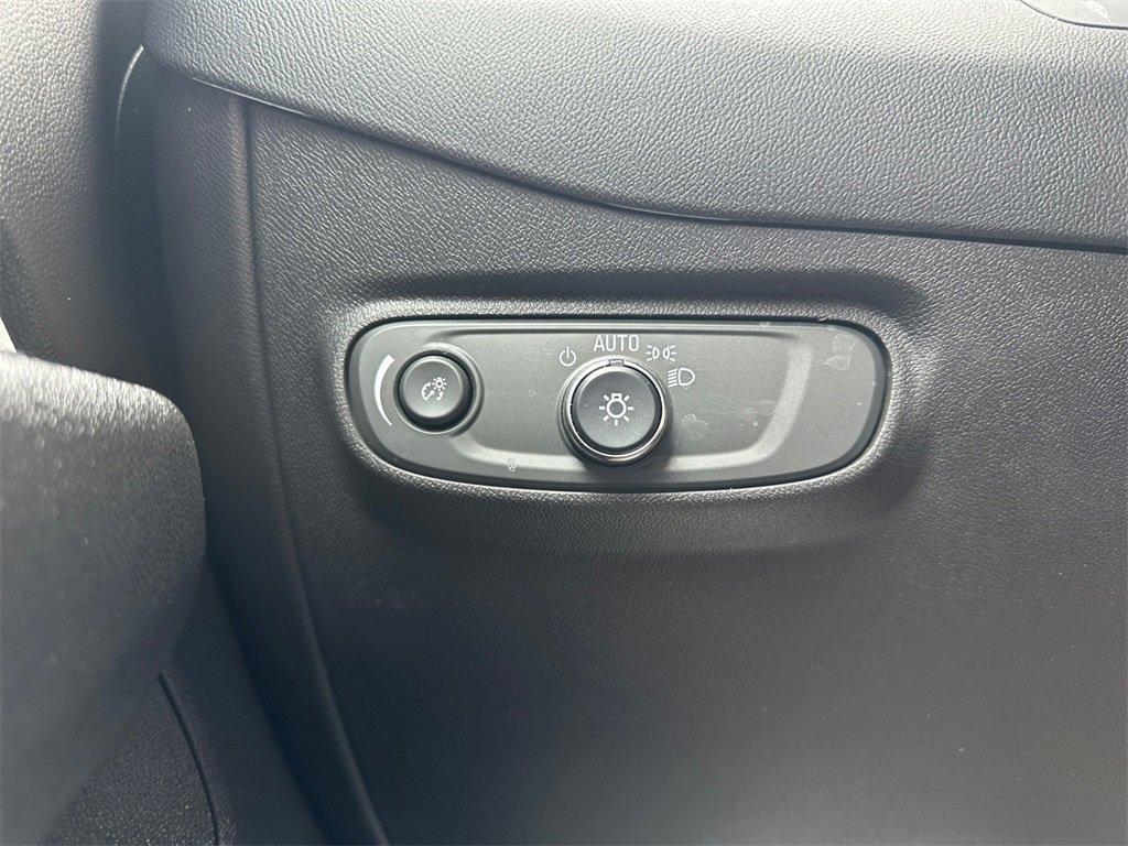 used 2023 Chevrolet Equinox car, priced at $21,499