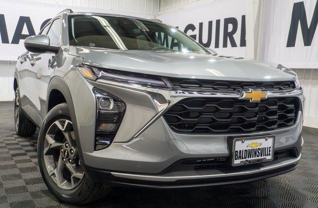 new 2025 Chevrolet Trax car, priced at $24,950
