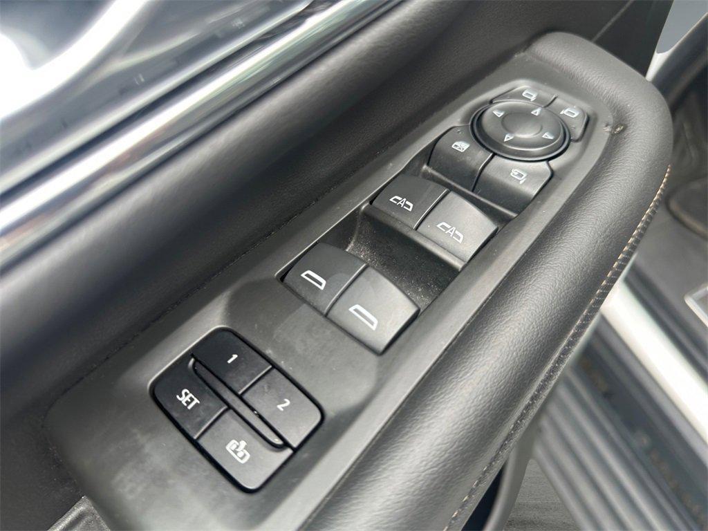 used 2022 GMC Yukon car, priced at $57,999