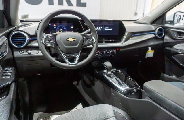 new 2025 Chevrolet Trax car, priced at $24,950