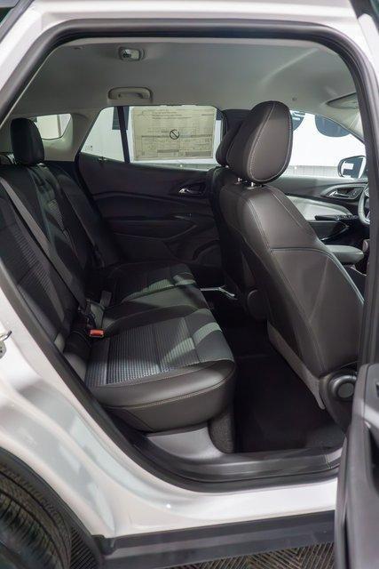 new 2025 Chevrolet Trax car, priced at $24,950