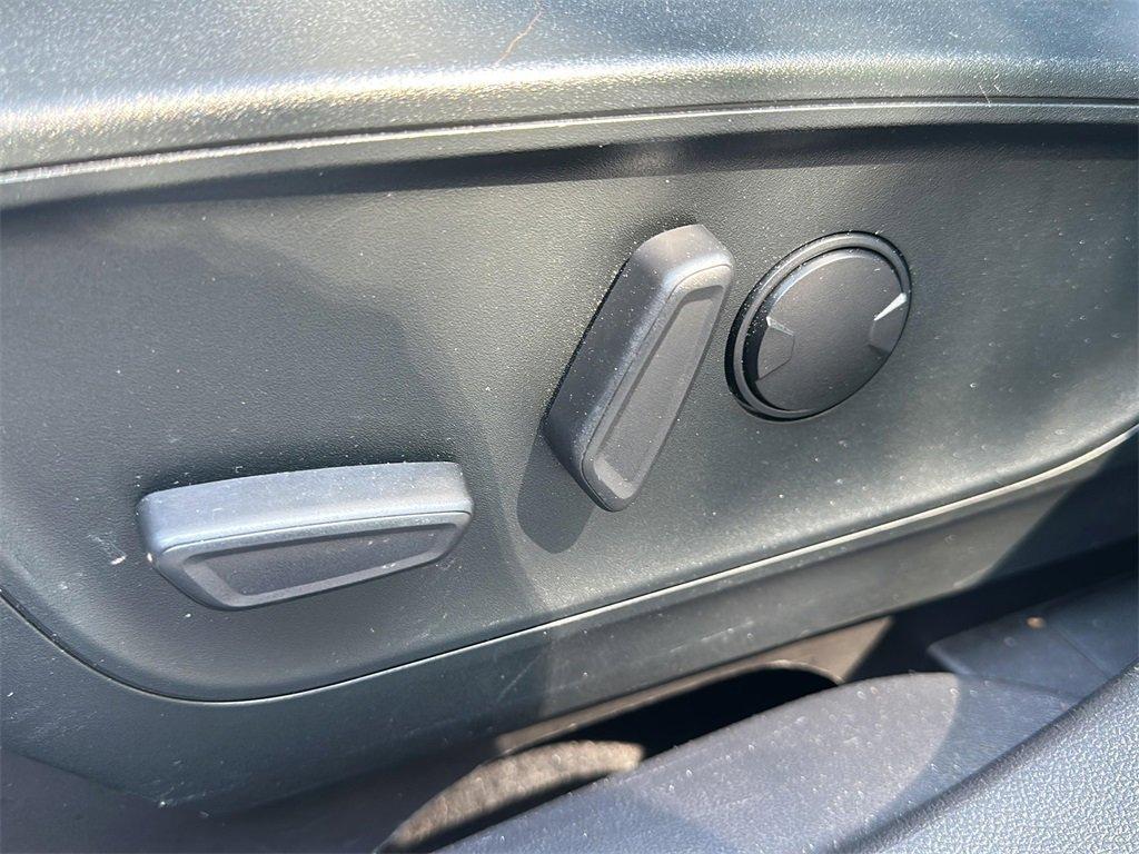 used 2022 Ford Escape car, priced at $25,999
