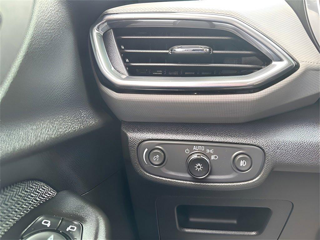 used 2021 Chevrolet TrailBlazer car, priced at $18,999