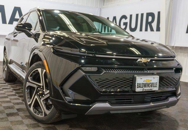 new 2025 Chevrolet Equinox EV car, priced at $41,895