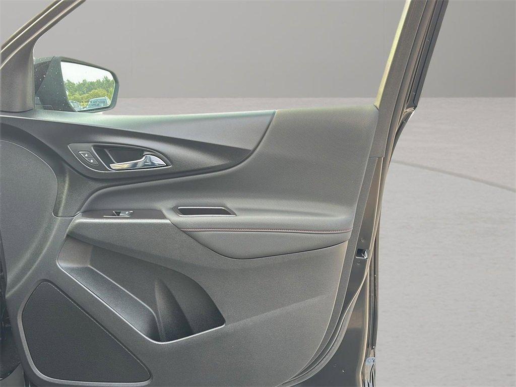 used 2022 Chevrolet Equinox car, priced at $25,999