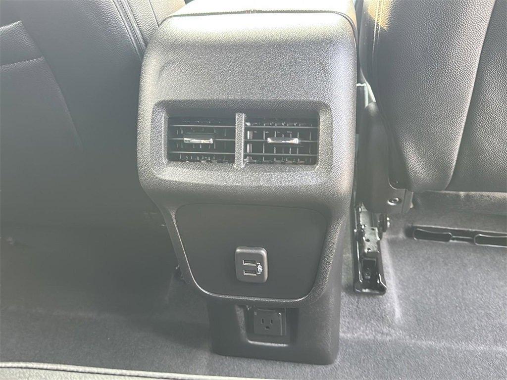 used 2022 Chevrolet Equinox car, priced at $25,999