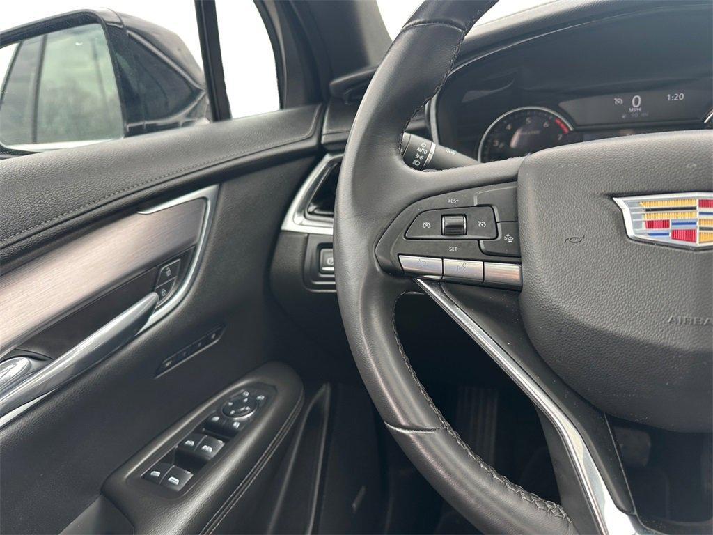 used 2023 Cadillac XT6 car, priced at $36,499