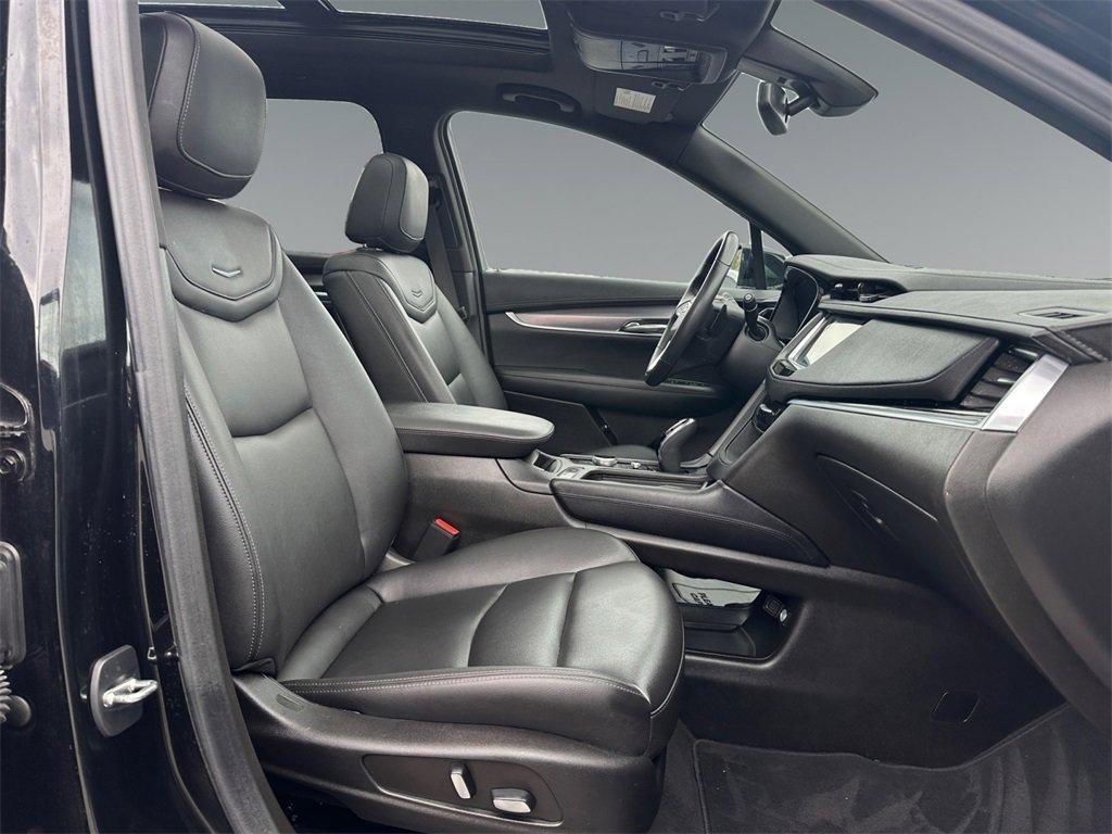 used 2023 Cadillac XT6 car, priced at $36,499