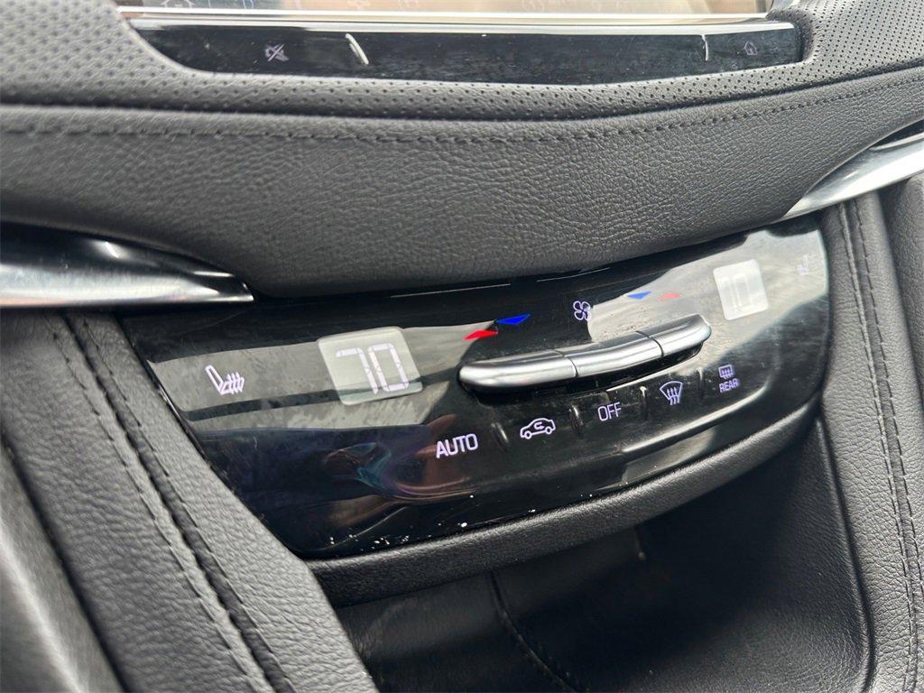 used 2023 Cadillac XT6 car, priced at $36,499