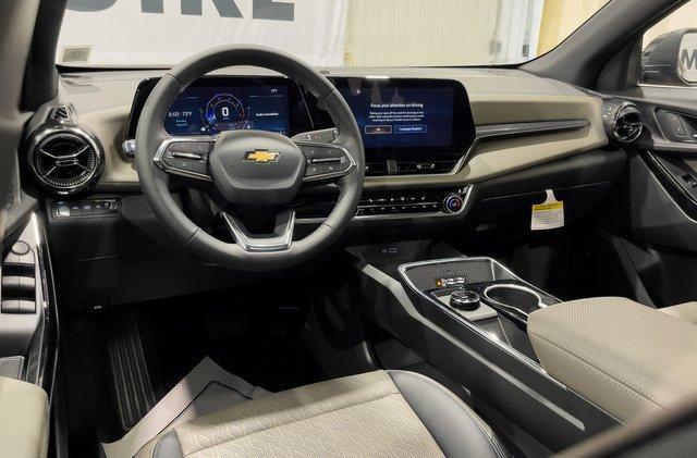 new 2026 Chevrolet Equinox car, priced at $31,603