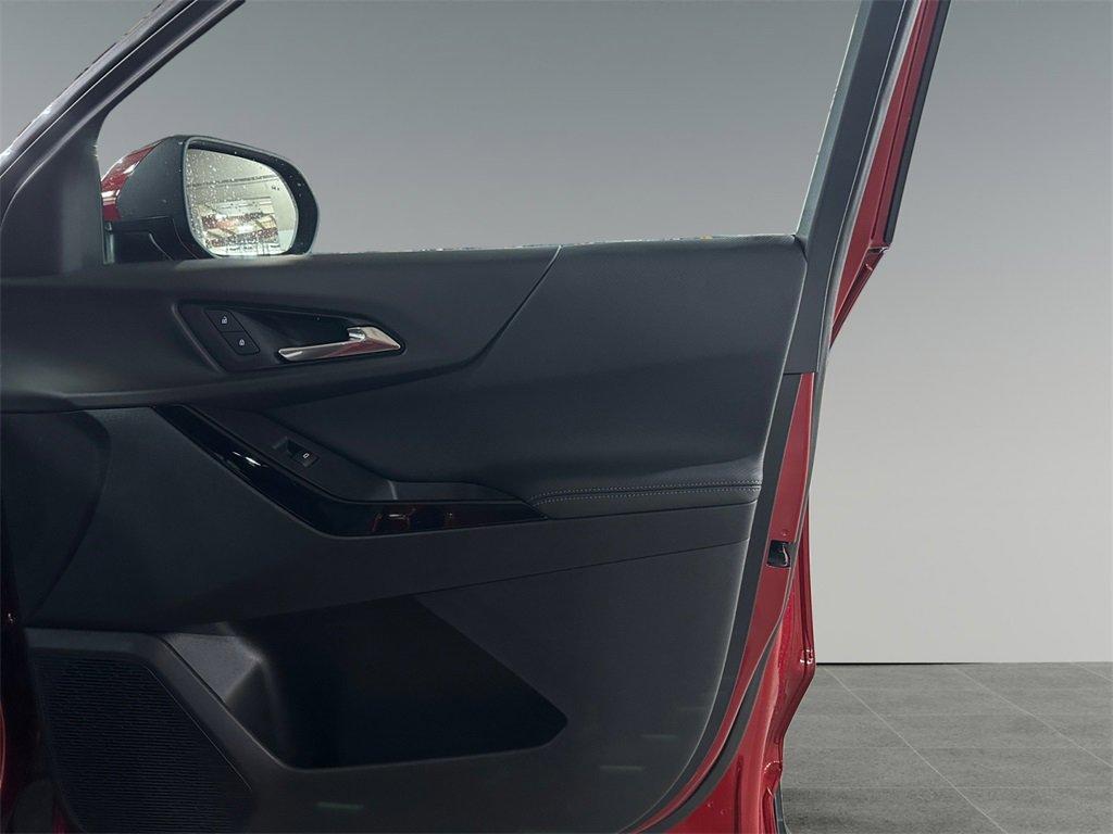 new 2025 Chevrolet Equinox car, priced at $30,740