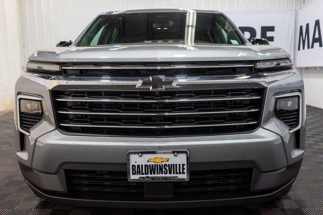 new 2025 Chevrolet Traverse car, priced at $44,945