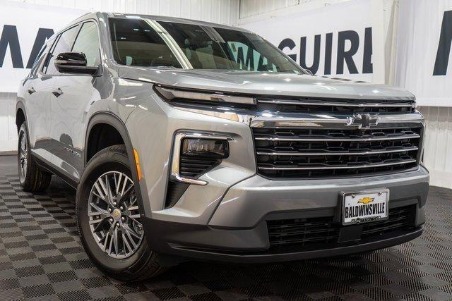 new 2025 Chevrolet Traverse car, priced at $44,945