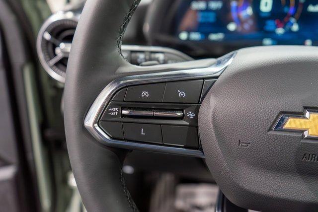 new 2025 Chevrolet Equinox car, priced at $33,080