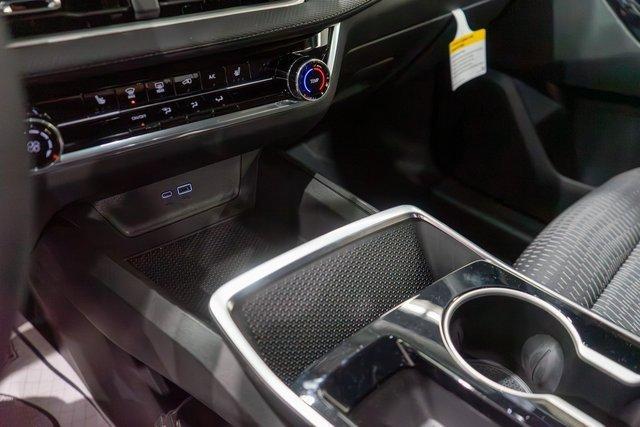 new 2025 Chevrolet Equinox car, priced at $31,757