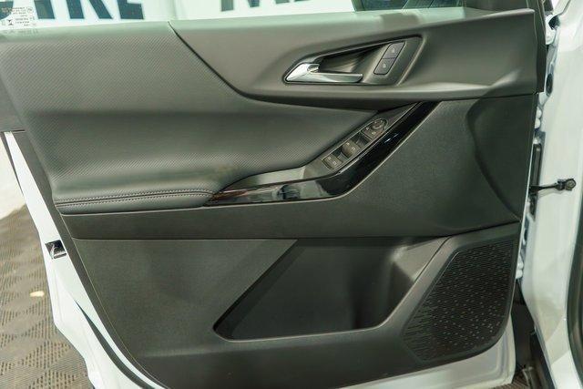 new 2025 Chevrolet Equinox car, priced at $30,716