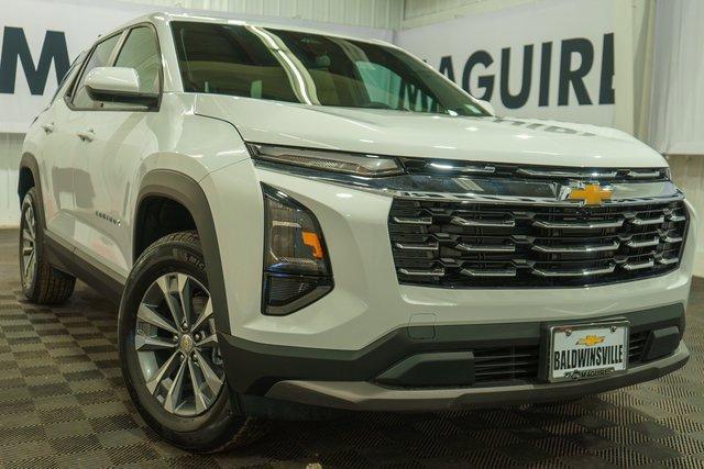 new 2025 Chevrolet Equinox car, priced at $30,716