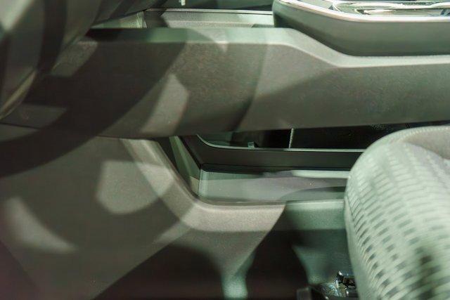 new 2025 Chevrolet Equinox car, priced at $30,716