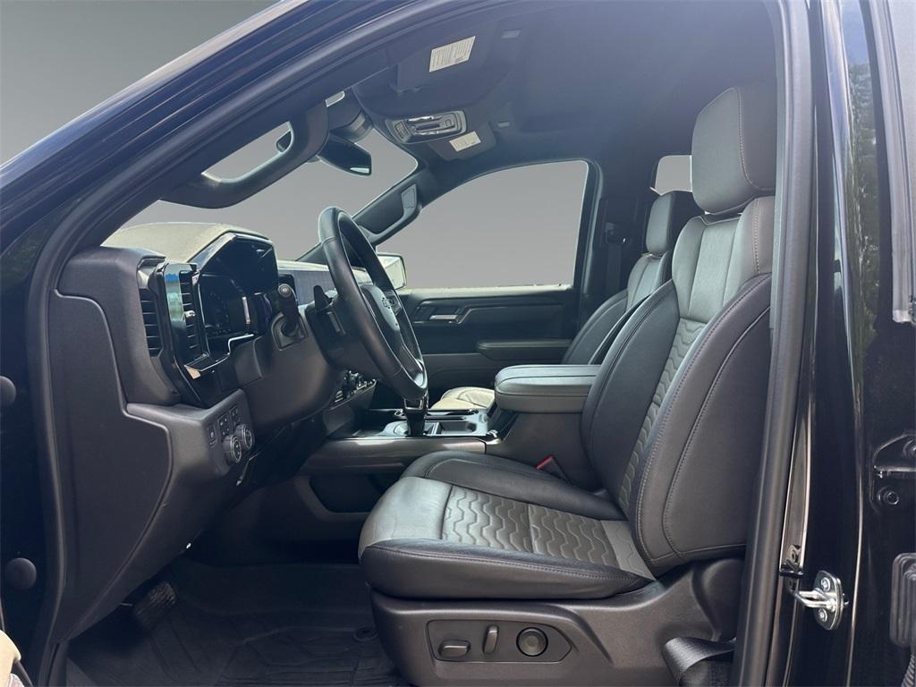 used 2024 Chevrolet Silverado 1500 car, priced at $63,999