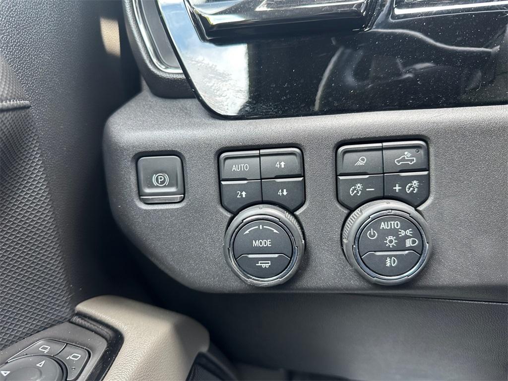 used 2024 Chevrolet Silverado 1500 car, priced at $63,999