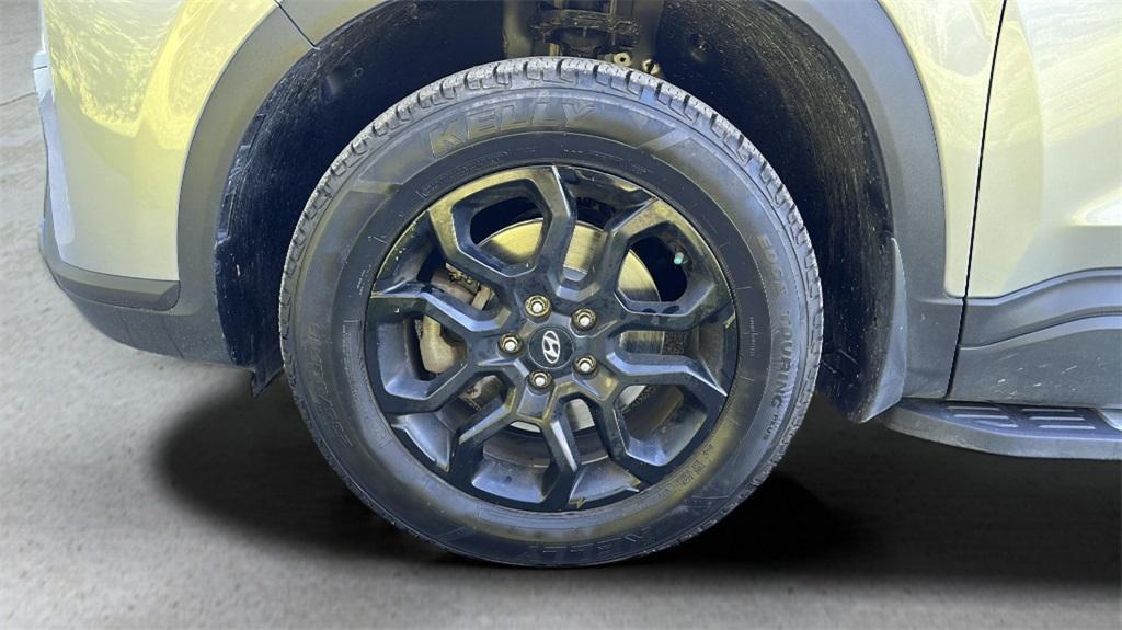 used 2023 Hyundai Santa Fe car, priced at $25,999
