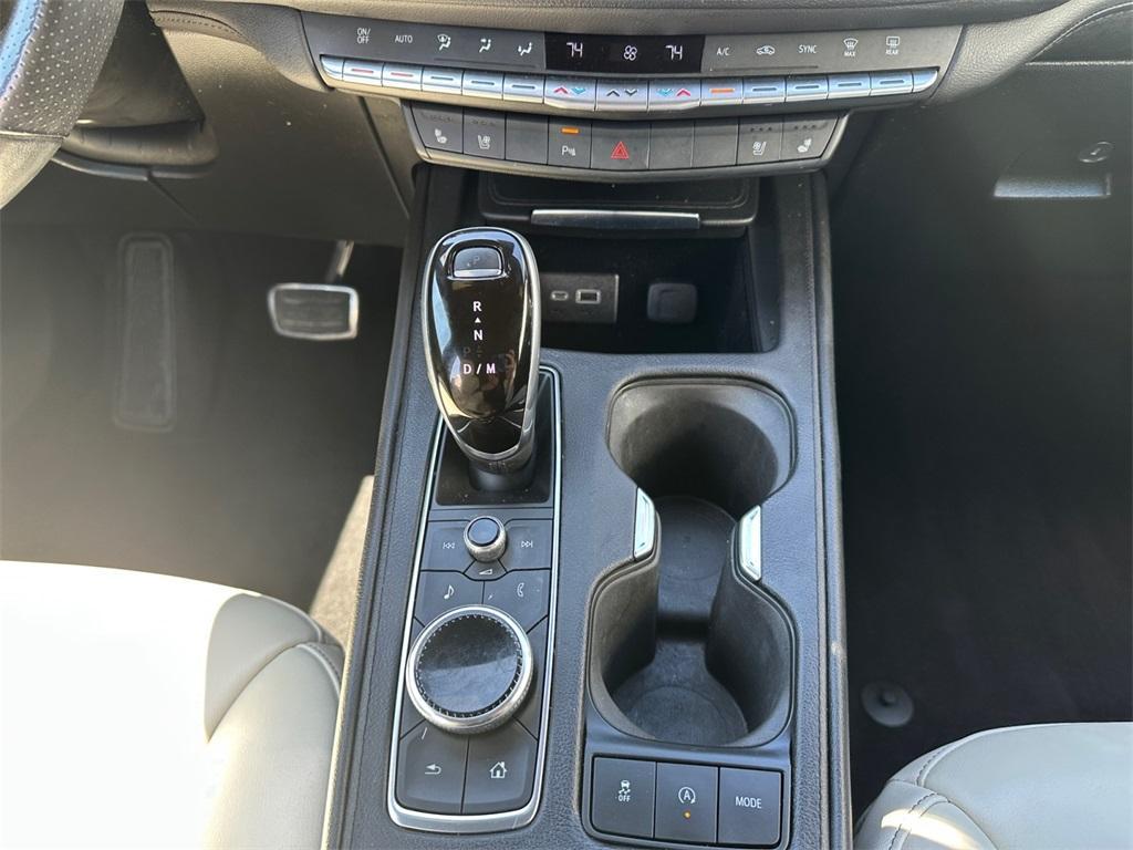 used 2021 Cadillac XT4 car, priced at $28,499