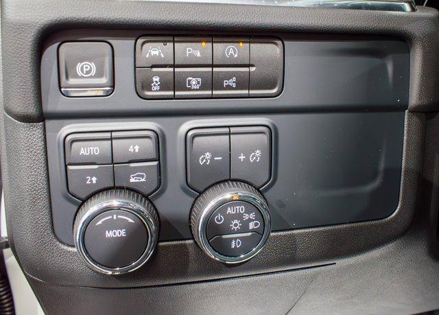 new 2025 Chevrolet Suburban car, priced at $81,391