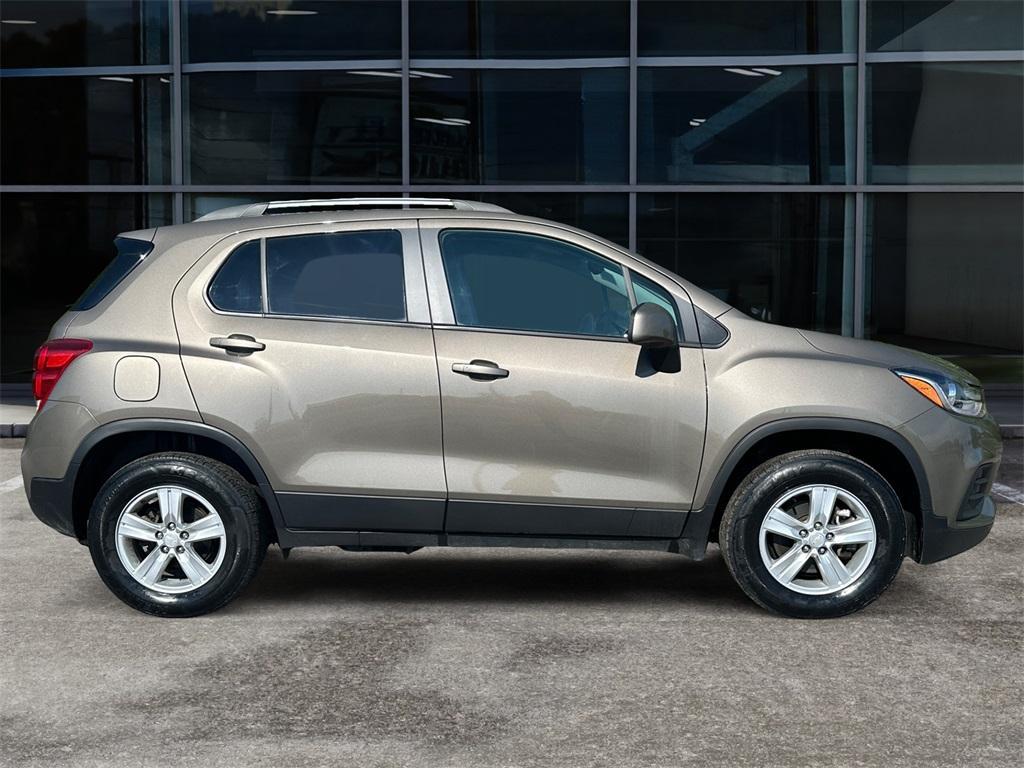 used 2022 Chevrolet Trax car, priced at $18,499