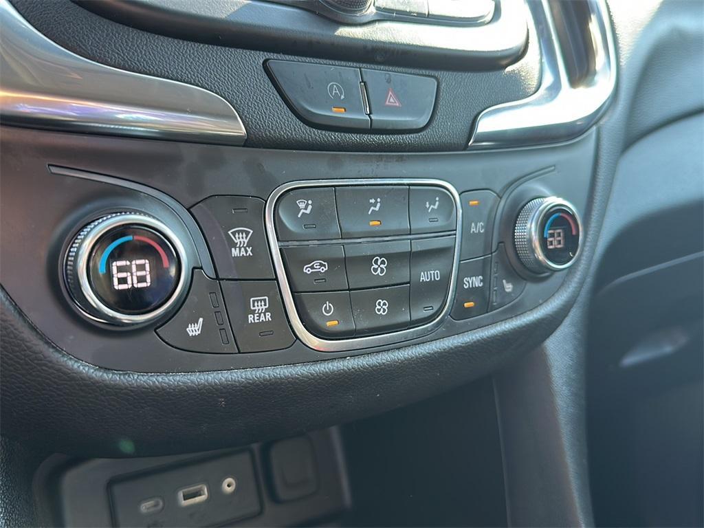 used 2022 Chevrolet Equinox car, priced at $20,499