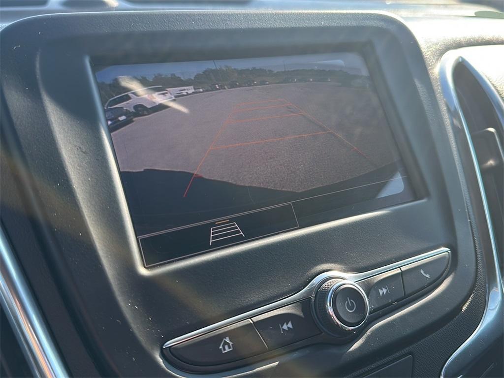 used 2022 Chevrolet Equinox car, priced at $20,499
