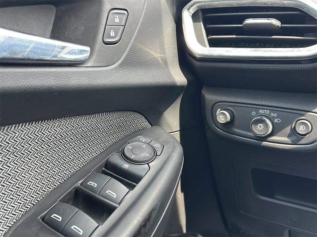 used 2023 Chevrolet TrailBlazer car, priced at $20,999
