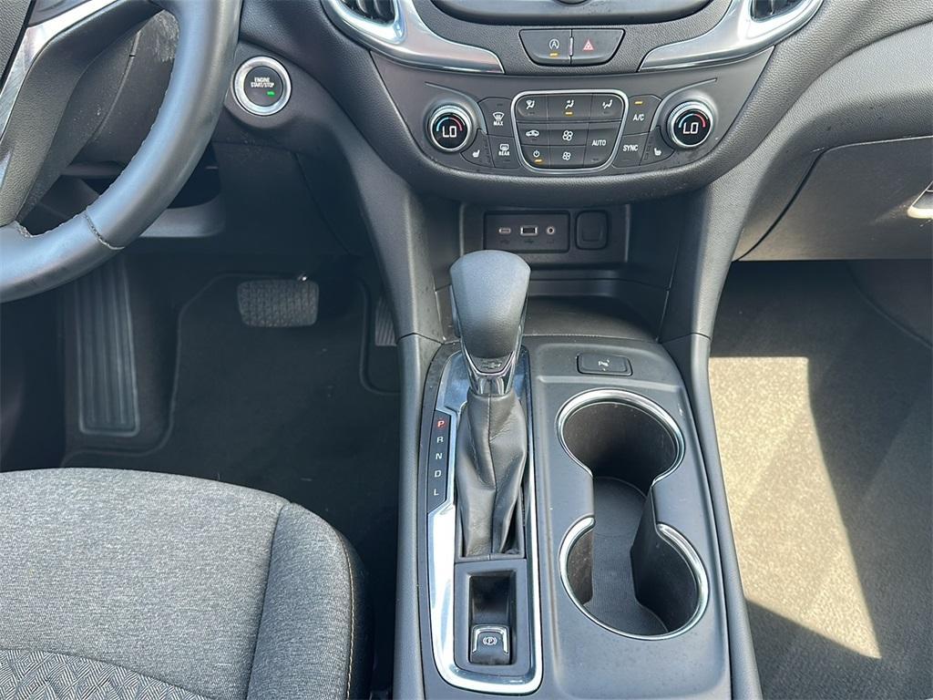 used 2024 Chevrolet Equinox car, priced at $22,999