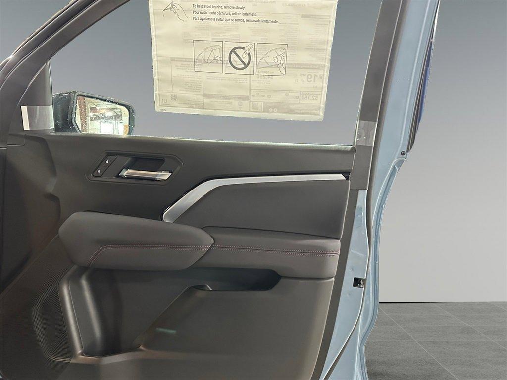 new 2025 Chevrolet Colorado car, priced at $48,755