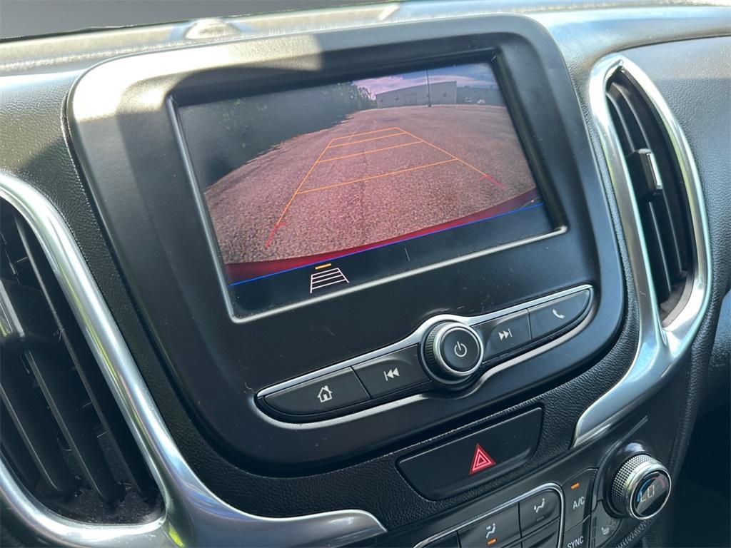 used 2021 Chevrolet Equinox car, priced at $18,499