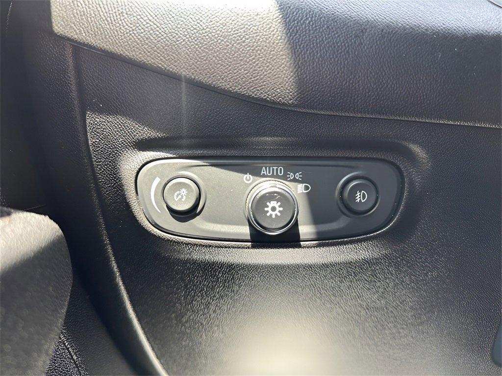 used 2021 Chevrolet Equinox car, priced at $16,999