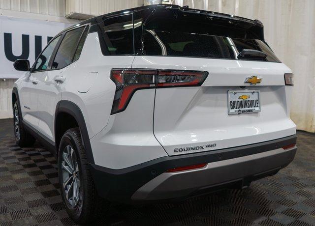 new 2025 Chevrolet Equinox car, priced at $32,490