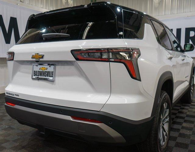 new 2025 Chevrolet Equinox car, priced at $32,490